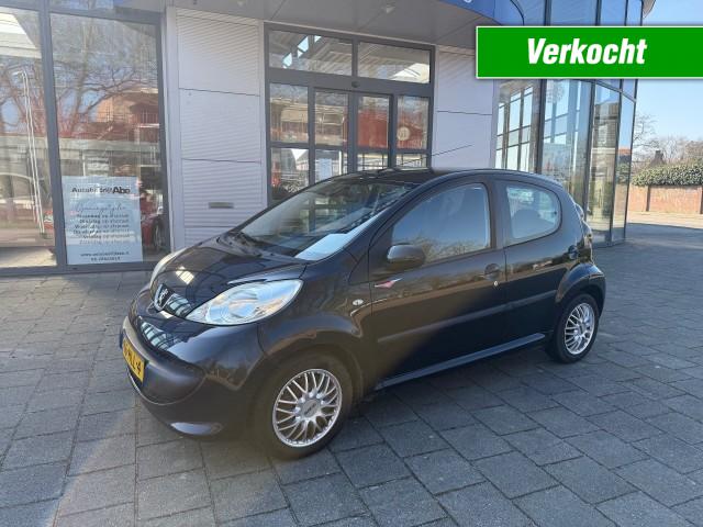 PEUGEOT 107 1.0-12V SUBLIME-5DEURS-AIRCO-NIEUWE APK 30-03-2027!!, Autobedrijf Abe, Steenwijk