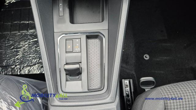 VOLKSWAGEN CADDY MAXI 2.0 TDi BleuMotion Euro 6 geschikt voor 1 rolstoel nieuw leverbaar bij Mobility4all