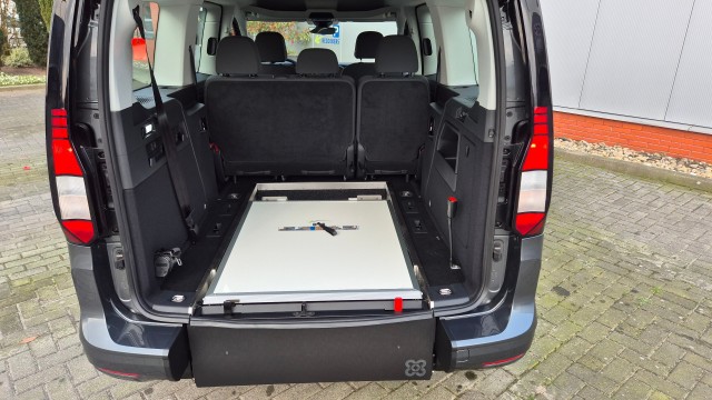 Volkswagen Caddy Maxi  Rollstuhlauto 