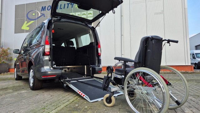 Volkswagen Caddy Maxi  Rollstuhlauto 