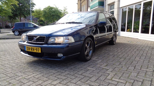 VOLVO V70 R AWD,  Automaat, Autobedrijf de Limbeek B.V., Eindhoven