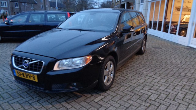 VOLVO V70 2.0D LIMITED EDITION, Autobedrijf de Limbeek B.V., Eindhoven