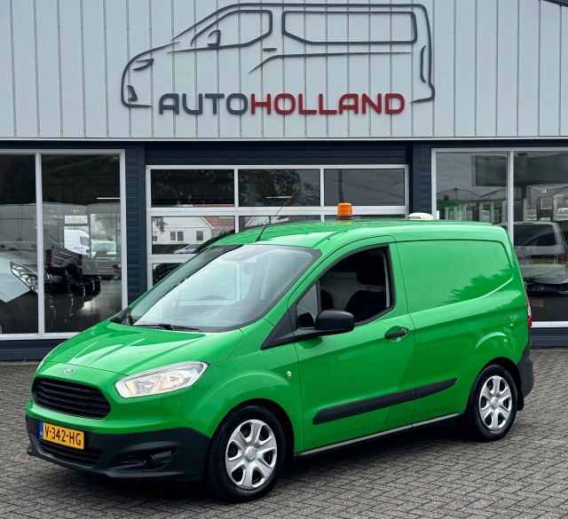 FORD TRANSIT COURIER 1.6 TDCI 70KW 95PK AIRCO/ NAVIGATIE/ CRUISE CONTROL/ TREKHAAK/ 100% DEALERONDERHOUDEN, Autoholland Vans B.V