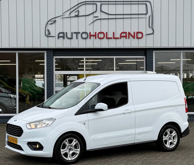 FORD TRANSIT COURIER 1.5 TDCI 74KW 100PK EURO 6 AIRCO/ NAVIGATIE/ CRUISE CONTROL/ SCHUIFDEUR/ 100% DEALERONDERHOUDEN, Autohollan