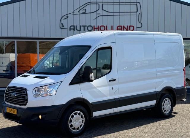 FORD TRANSIT 2.0 TDCI 96KW 131PK L2H2 AUTOMAAT EURO 6 AIRCO/ NAVIGATIE/ CAMERA/ TREKHAAK/ 100% DEALERONDERHOUDEN, Autoholland Va
