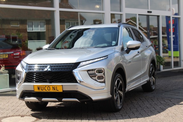MITSUBISHI ECLIPSE CROSS