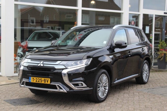MITSUBISHI OUTLANDER 2.4 PHEV INTENSE S, WUCO Auto's B.V., Oldenzaal