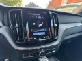 VOLVO XC60 T5 R-Design/BTW AutoPilot assist//Panoramadak/IntelliSafe/Camera, Autobedrijf Niels Renes BV, Baarn