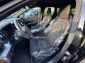 VOLVO XC60 T5 R-Design/BTW AutoPilot assist//Panoramadak/IntelliSafe/Camera, Autobedrijf Niels Renes BV, Baarn
