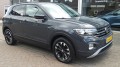 VOLKSWAGEN T-CROSS 1.0 TSI - LIFE  *  AUTOMAAT * A.C * NAVI * L.M.V * CRUISE *APPLE-CARPLAY *, Auto Jevi, Velp