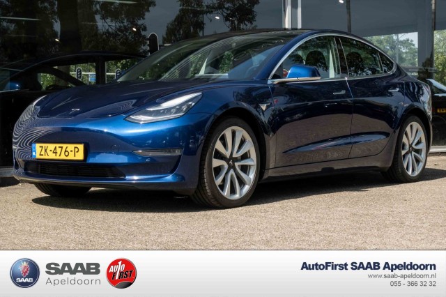 Tesla Model 3 - Long Range 75 kWh AWD AutoPilot