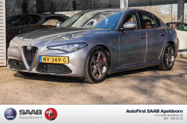 Alfa romeo Giulia - 2.0 Turbo Super Leer Automaat Xenon