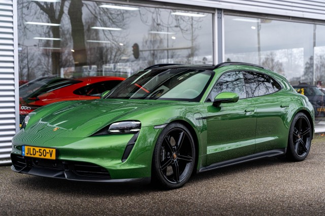 Porsche Taycan - Sport Turismo Turbo S Burmester  PCCB Massage  Nachzicht