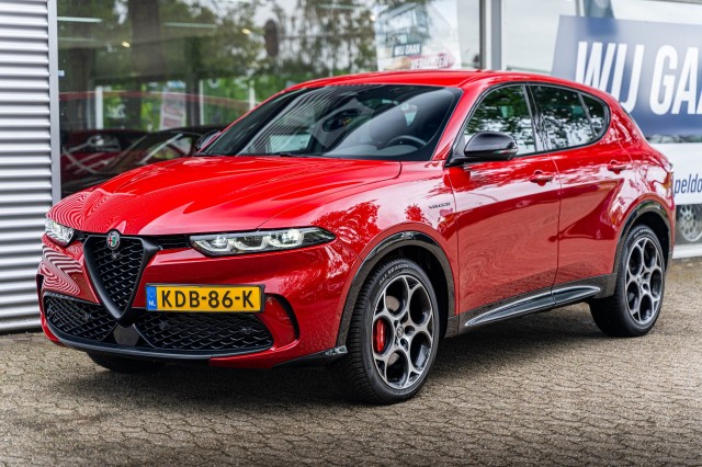 Alfa romeo Tonale - 1.5T Hybrid Veloce H&K / 160 PK / LEDER / CARPLAY