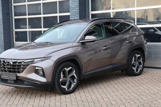 HYUNDAI TUCSON 1.6 T-GDI MHEV 150 pk navigatie,camera, Leder, Autoservice Beek, Elsloo