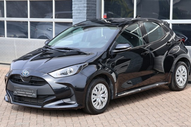 TOYOTA YARIS 1.5 Hybride navigatie, camera, clima, Autoservice Beek, Elsloo