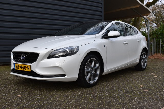 VOLVO V40 VOLVO V40 2.0 D2 OCEAN RACE BNS!!! 11,894 EURO!!!, Auto Scheper, Noord-Sleen