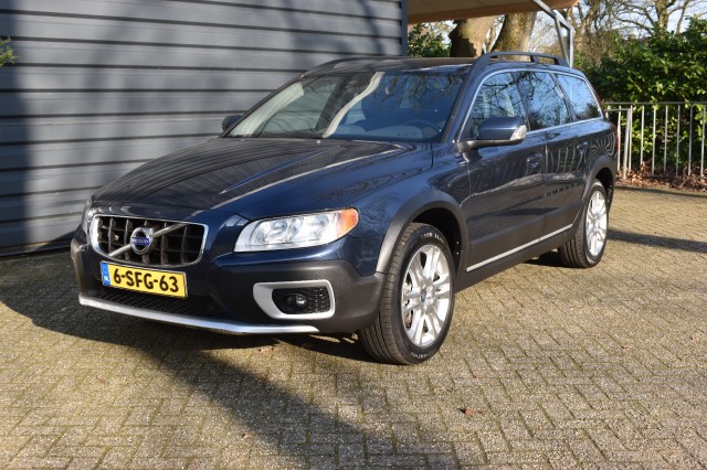 VOLVO XC70 VOLVO XC70 2.0 D4 FWD!!! NORDIC!!! 5 CILINDER!!! 10.894 EURO!!!, Auto Scheper, Noord-Sleen