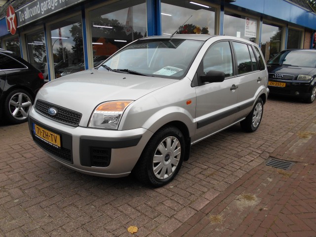 FORD FUSION 1.4i-16V Cool&Sound  NL-auto met logische km's !!! Autobedrijf Germs Zweeloo, 7851 AA Zweeloo