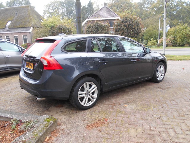VOLVO V60 T3 Kinetic 150pk  NL-auto !!! Autobedrijf Germs Zweeloo, 7851 AA Zweeloo