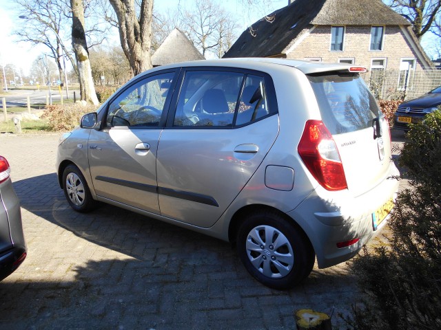 HYUNDAI I10 1.0i  5drs.  Hoge zit !!   Nl-auto ! Autobedrijf Germs Zweeloo, 7851 AA Zweeloo