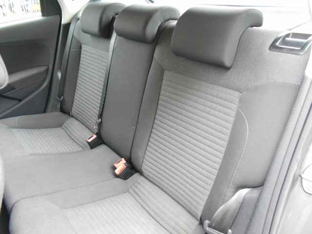VOLKSWAGEN POLO 1.2TSi  90PK  5drs.  NL-auto !!! Autobedrijf Germs Zweeloo, 7851 AA Zweeloo