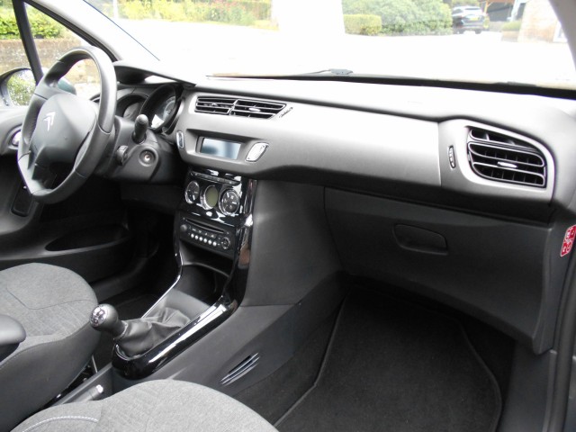 CITROEN C3 1.2i Pure Tech Collection  NL-auto met logische km's !!! Autobedrijf Germs Zweeloo, 7851 AA Zweeloo