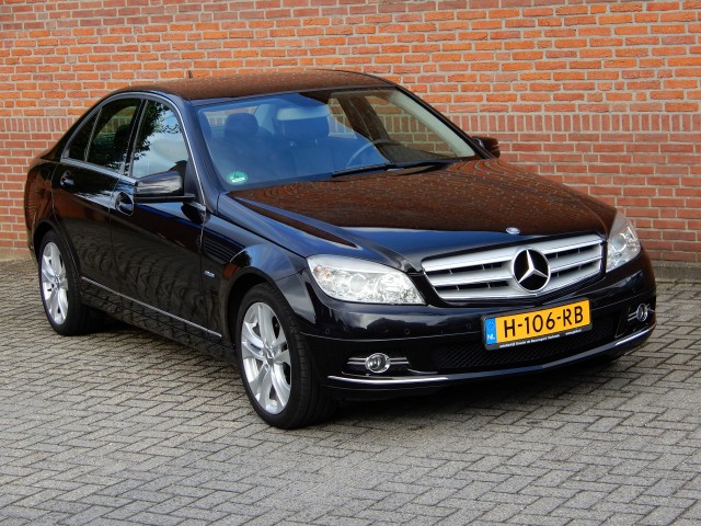 Mercedes-benz C-klasse - 200 CGI BLUEEFFICIENCY BUSINESS AVANTGARDE  automaat