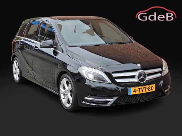 Mercedes-benz B-klasse - 180 AMBITION Automaat Panoramadak 