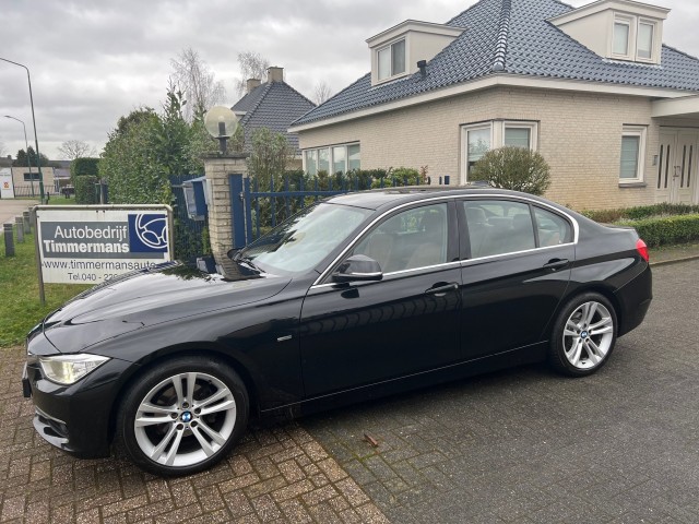 BMW 3-SERIE 320I EDE UPGRADE ED. Luxury Line Navi 17 Lm Timmermans Auto, 5591 RB Heeze
