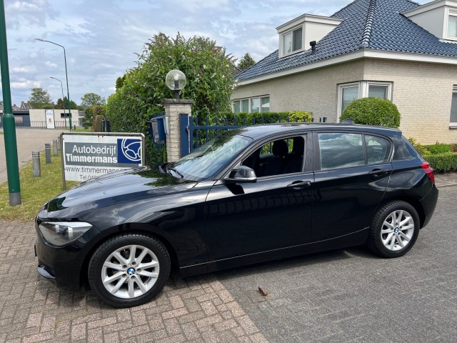 BMW 1-SERIE 114I BUSINESS+ ECC PDC LM Velgen Zeer Mooi Timmermans Auto, 5591 RB Heeze