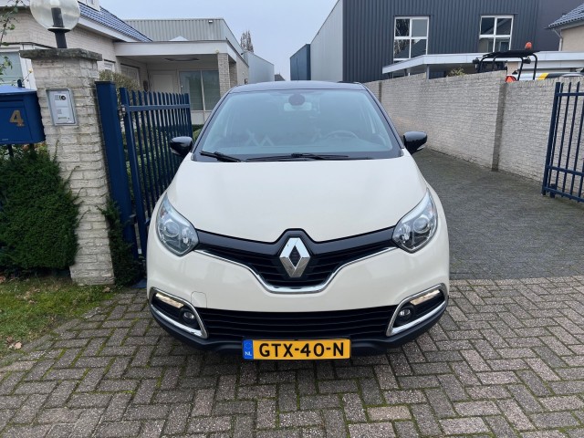 RENAULT CAPTUR 0.9 TCE DYNAMIQUE ECC NAVI 17 LM  Bi Tone Camera Timmermans Auto, 5591 RB Heeze