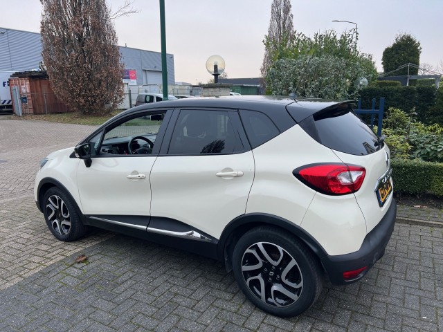 RENAULT CAPTUR 0.9 TCE DYNAMIQUE ECC NAVI 17 LM  Bi Tone Camera Timmermans Auto, 5591 RB Heeze
