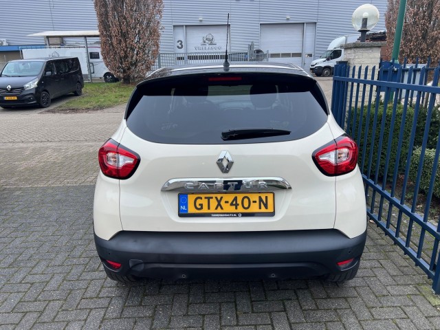 RENAULT CAPTUR 0.9 TCE DYNAMIQUE ECC NAVI 17 LM  Bi Tone Camera Timmermans Auto, 5591 RB Heeze