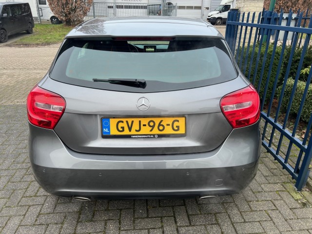 MERCEDES-BENZ A-KLASSE 200 AMBITION NAVI PDC 18 LM NIEUWE 4 SEIZOENEN BANDEN Timmermans Auto, 5591 RB Heeze