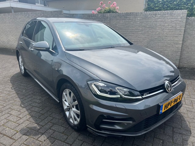 VOLKSWAGEN GOLF 1.4 TSI HL BNS R NAVI PDC V+A XENON LED Timmermans Auto, 5591 RB Heeze