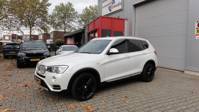 Bmw X3 - sDrive20i High Executive. Electrische trekhaak.