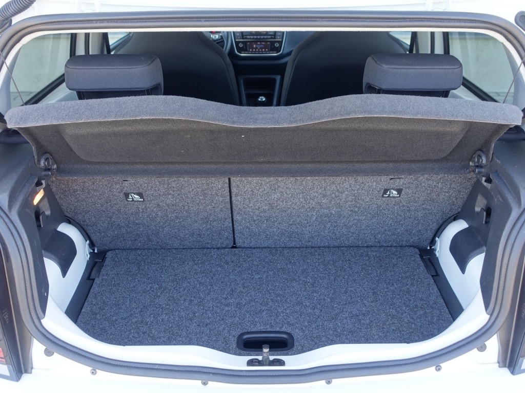 VOLKSWAGEN, UP