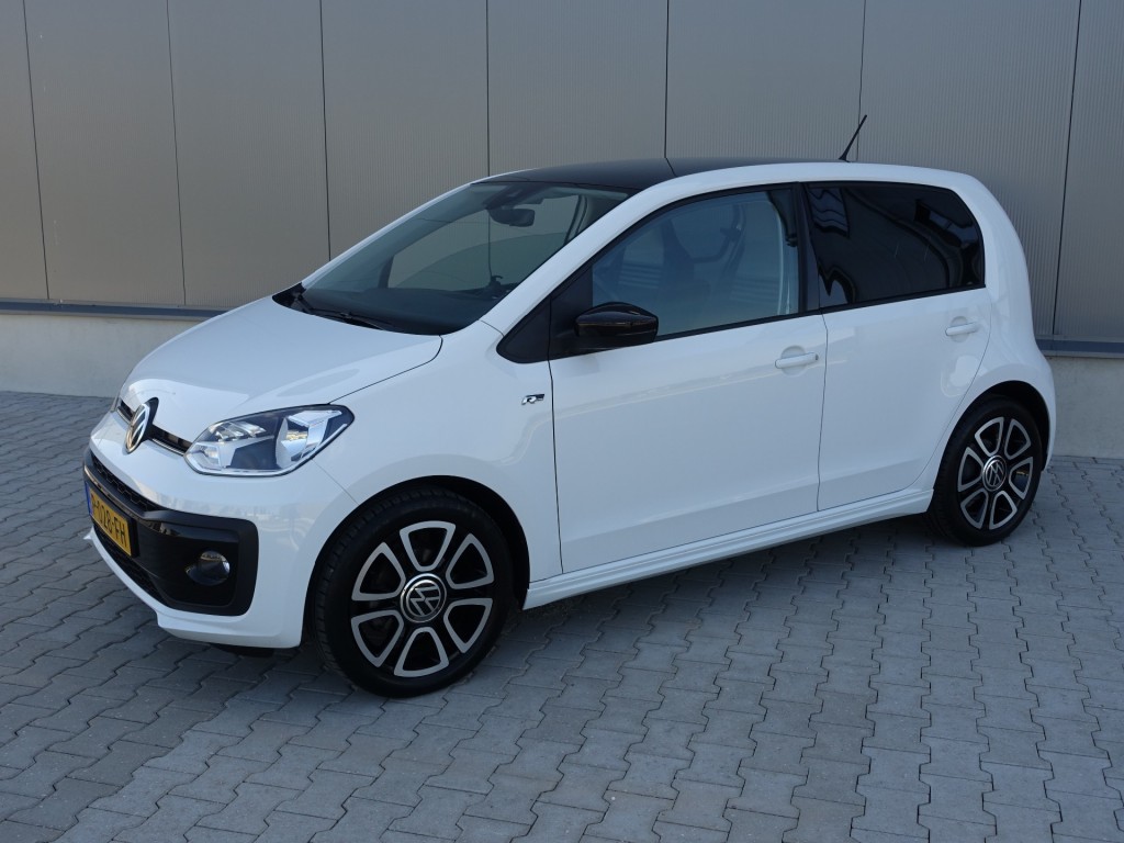 VOLKSWAGEN, UP