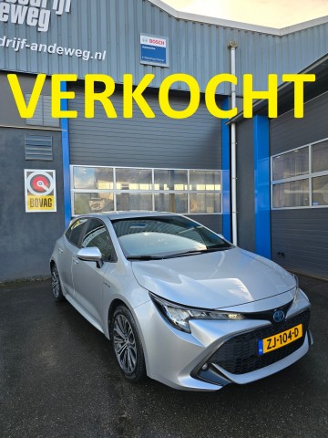 TOYOTA COROLLA 2.0 HYBRID FIRST EDITION, NAVI/CAMERA,KEURIGE AUTO!, Bovag Autobedrijf Andeweg, Zegveld