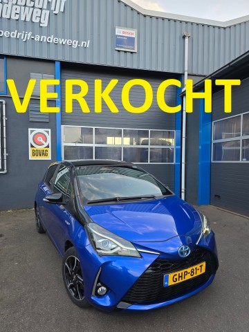 TOYOTA YARIS Yaris 1.5 Hybrid Bi-Tone, als nieuw! Leer, led, navi, camera!, Bovag Autobedrijf Andeweg, Zegveld