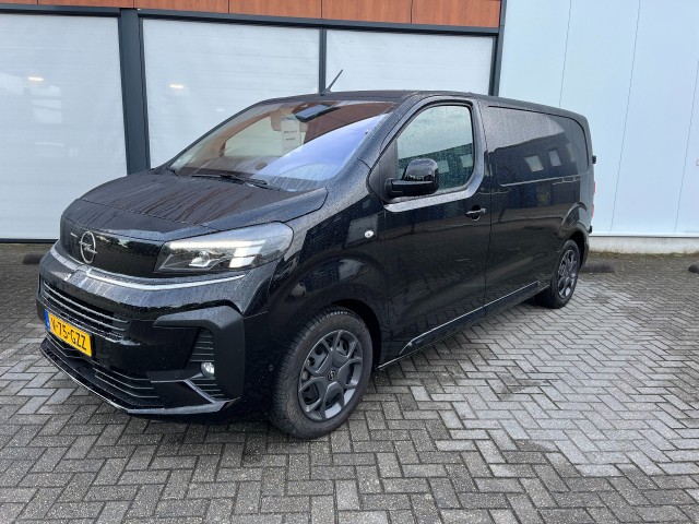 OPEL VIVARO L2H1 2.0 cdti AT6 + camera + trekhaak, Autobedrijf Struik, Wesepe