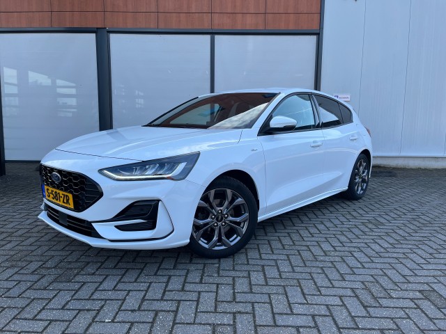 FORD FOCUS 1.0 Ecoboost + ST-line + winterpack, Autobedrijf Struik, Wesepe
