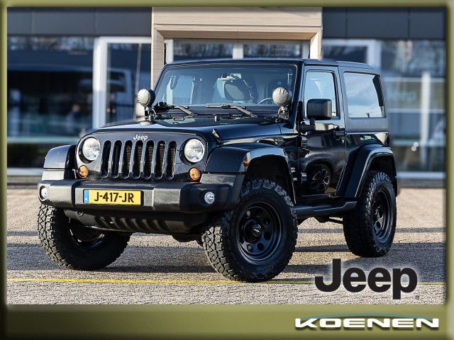 Jeep Wrangler - 3.8 Sahara V6 4x4 Automaat Nieuwe Velgen & Kumho banden Youngtimer!
