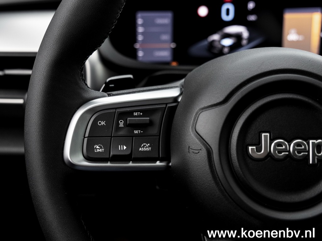 JEEP, AVENGER