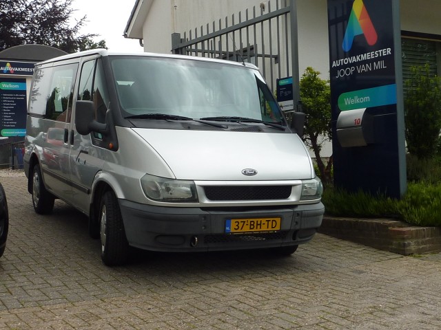 FORD TRANSIT 260S 2.0TDDI DC  Rolsloel vervoer, Autovakmeester Joop van Mil, KERKRADE