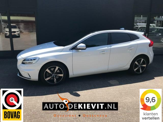 VOLVO V40 1.5 T3 POLAR+ SPORT **Trekhaak/Pano dak**, Auto de Kievit, Wenum Wiesel