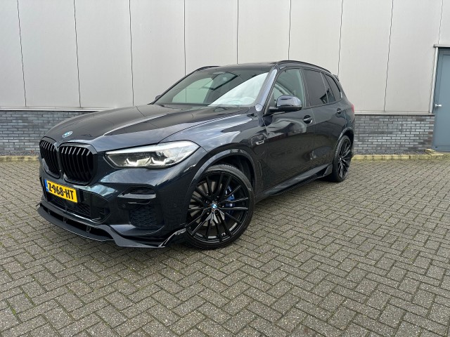 BMW X5 XDRIVE 45e M-Sport Panoramadak Trekhaak 22inch , Karsdorp Auto's, Stolwijk