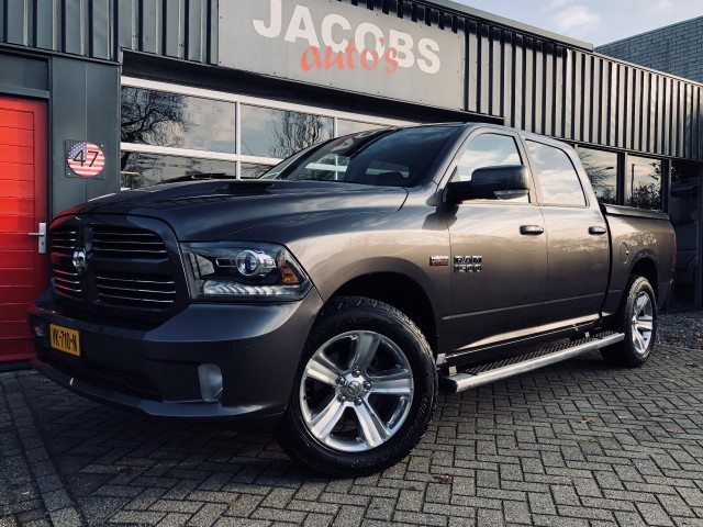 DODGE RAM 1500 SPORT 4x4 HEMI crewcab luchtvering, Jacobs Auto's, Nijmegen