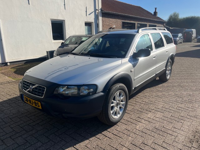 VOLVO XC70 2.5 T Automaat Leder PDC Trekhaak, Autobedrijf Goos, Breda